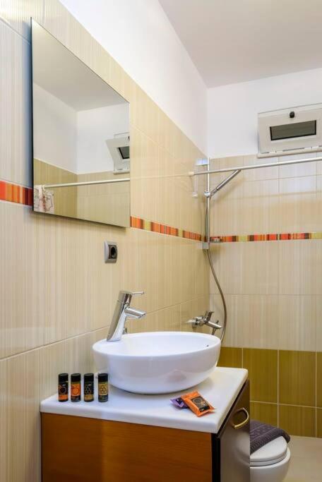 Bay View Apartment Ханья Экстерьер фото